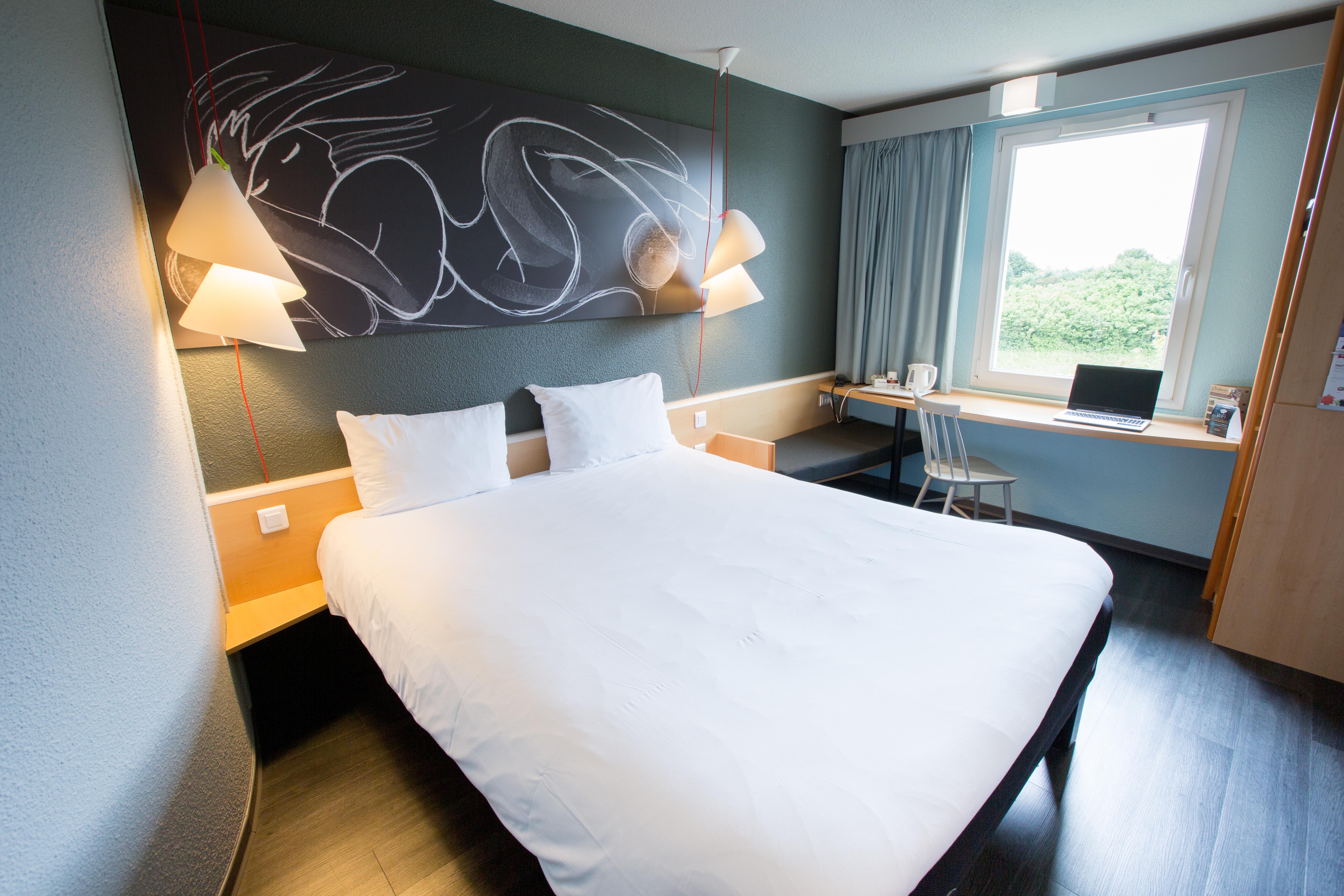 Ibis Cherbourg La Glacerie Exterior photo