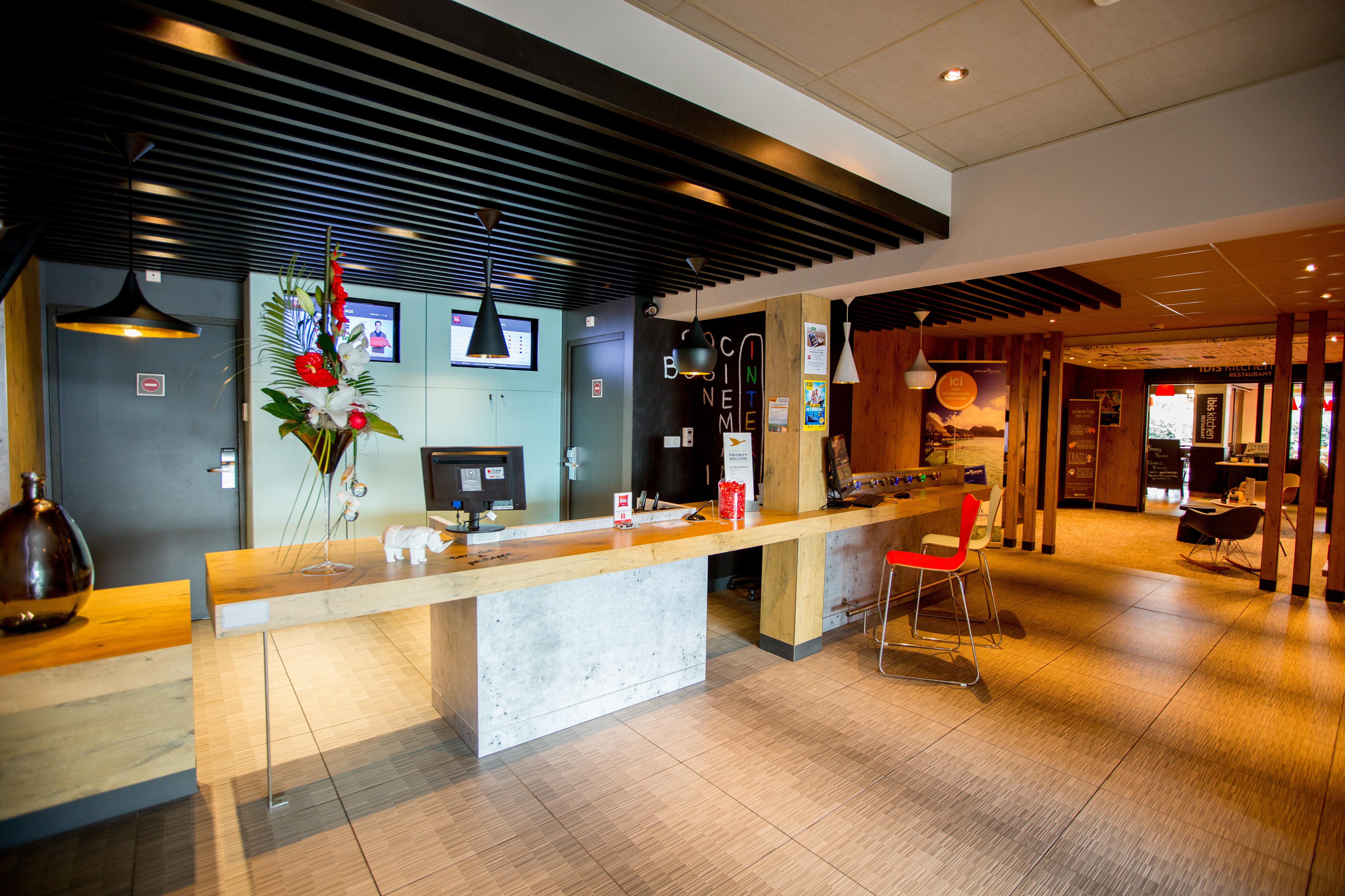 Ibis Cherbourg La Glacerie Exterior photo