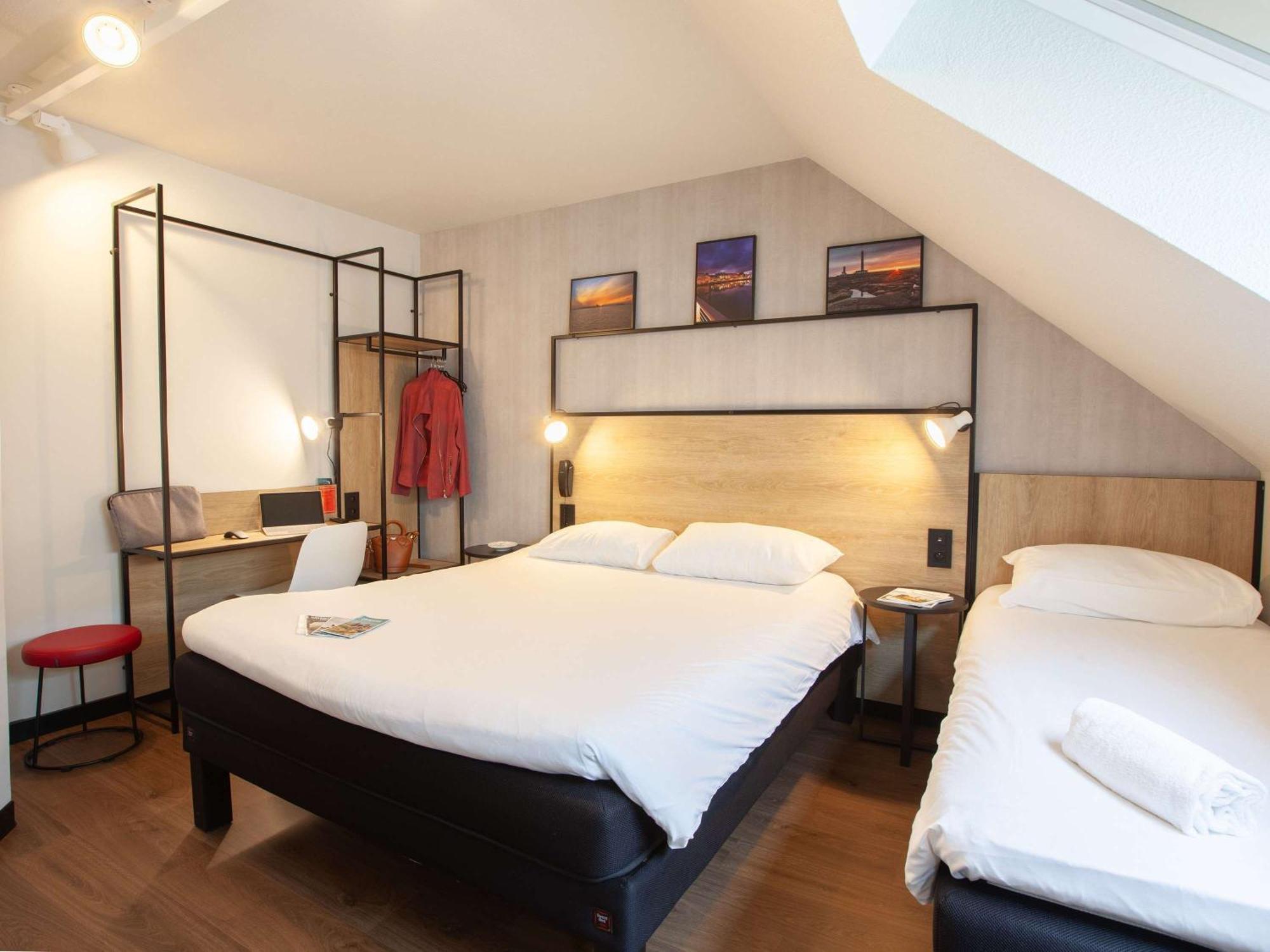Ibis Cherbourg La Glacerie Exterior photo