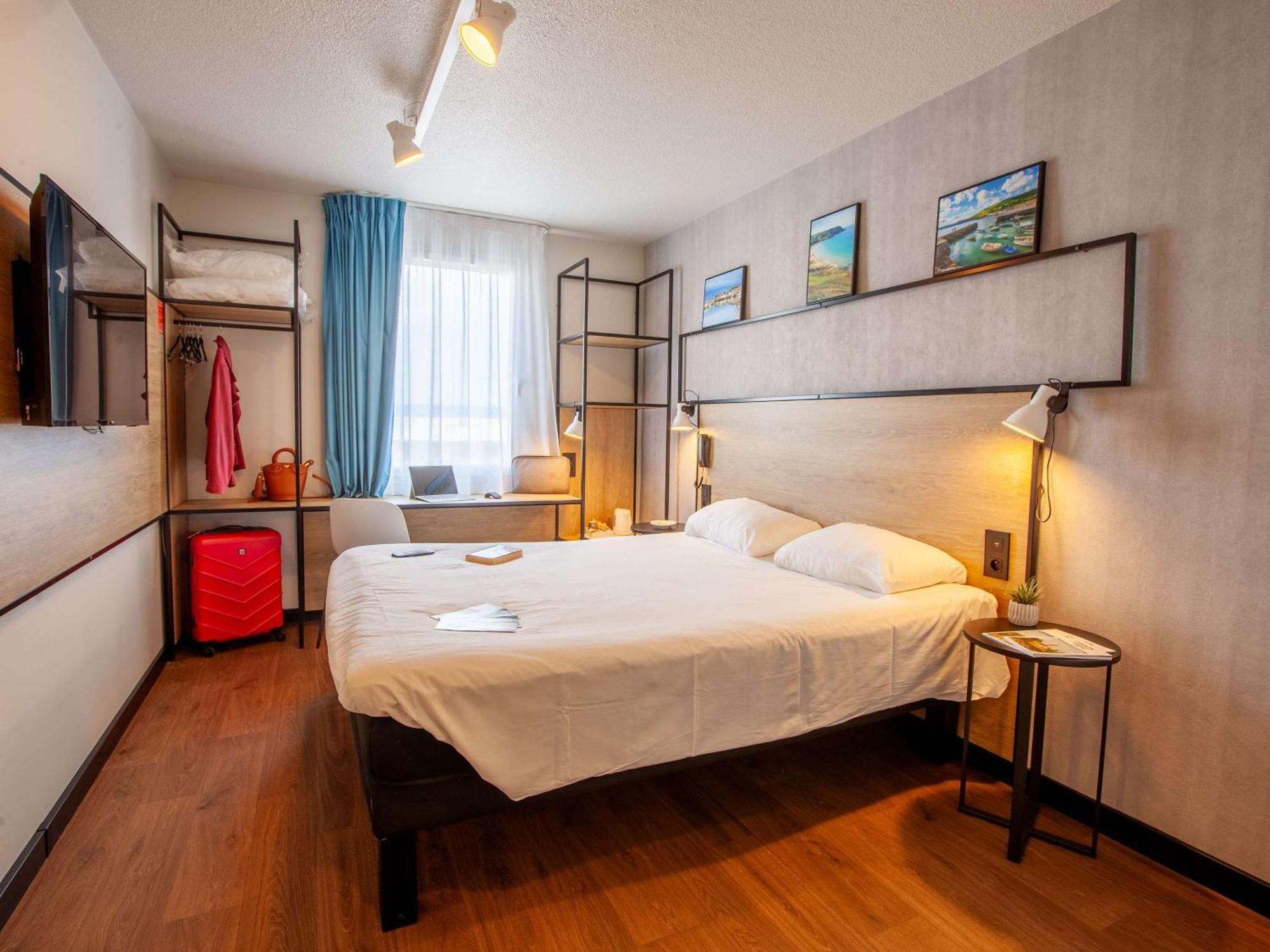 Ibis Cherbourg La Glacerie Exterior photo